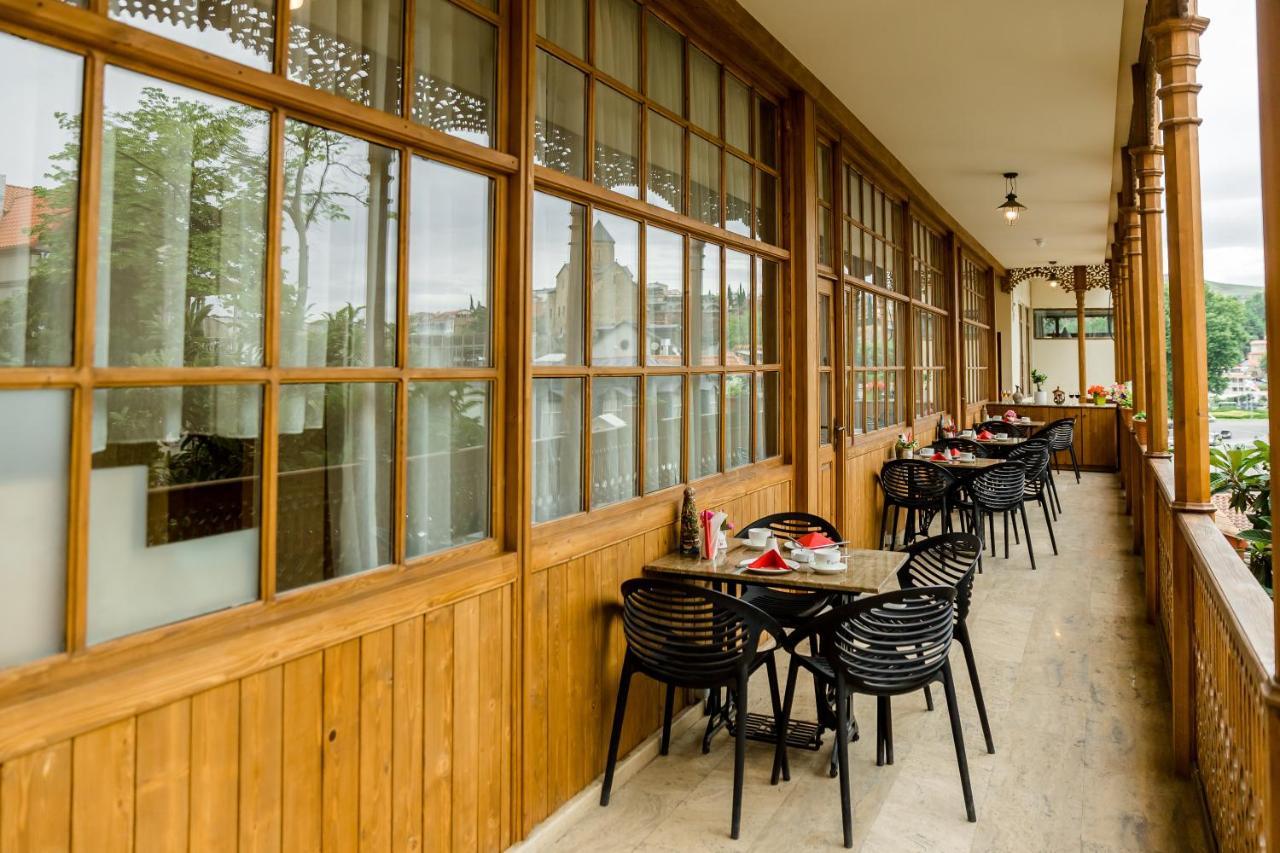 Rasta Maidan Hotel Tbilisi Exteriör bild